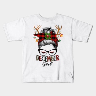 Reindeer Messy Bun December Girl Christmas December Birthday Kids T-Shirt